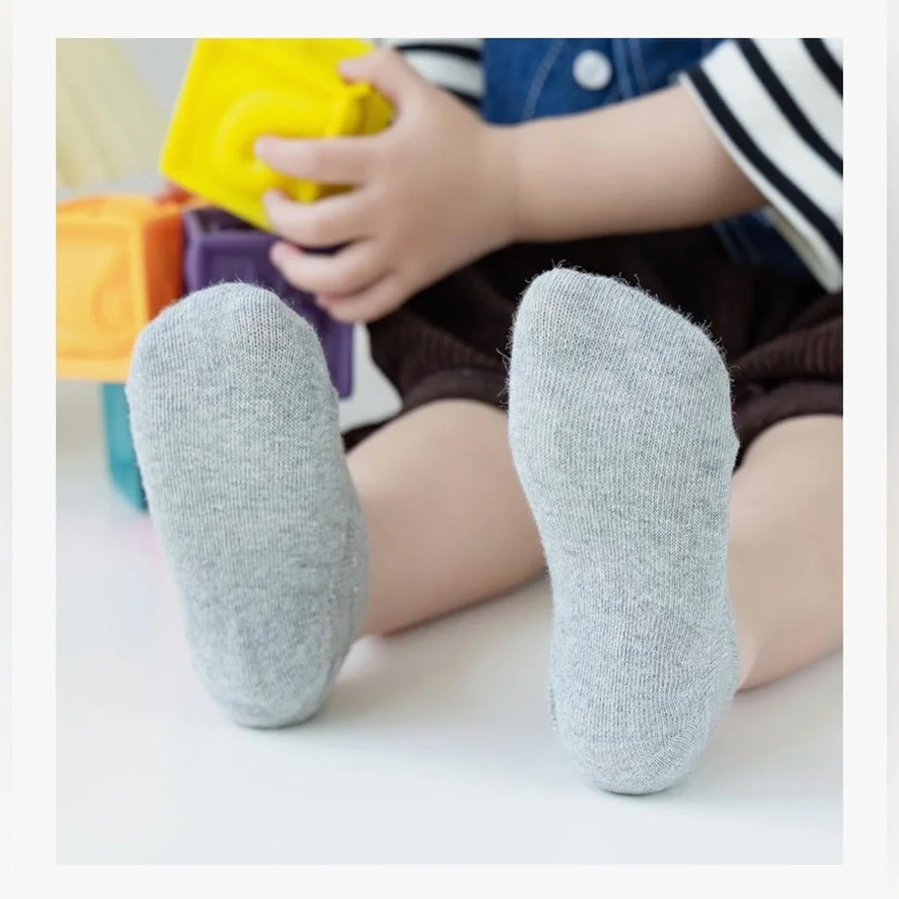 JORMATT Toddler No Show Socks Anti Slip Grips 6 Pairs Black White Gray Size 3-4T